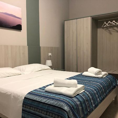 Villa Molino Moniga del Garda Room photo